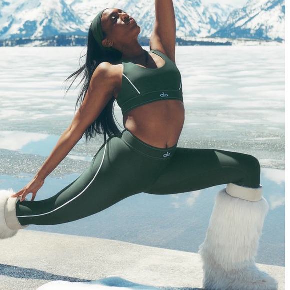 ALO Yoga Clover Green/White Leggings - Picture 6 of 6